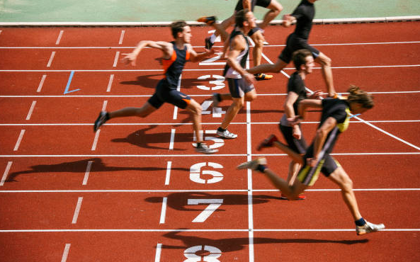 Fotofinish op de atletiekbaan
